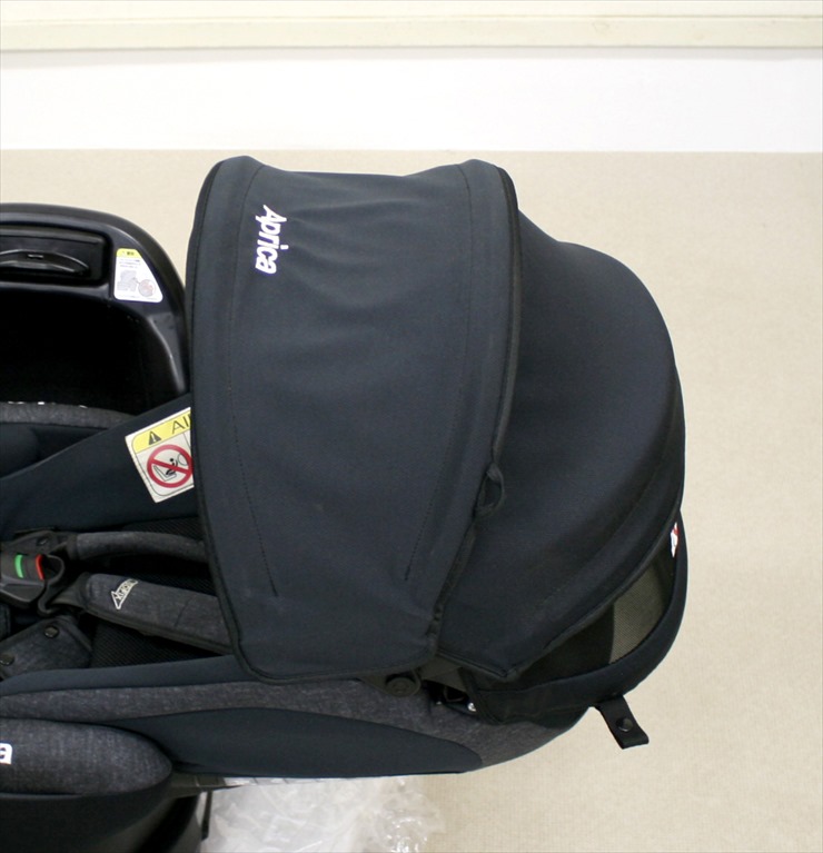 フラディア グロウ ISOFIX スタンダード ピュアブラック