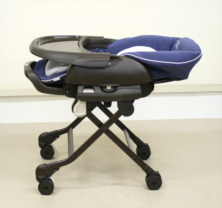 ベビーステーション デニムネイビー 手動スウィング アカチャンホンポ