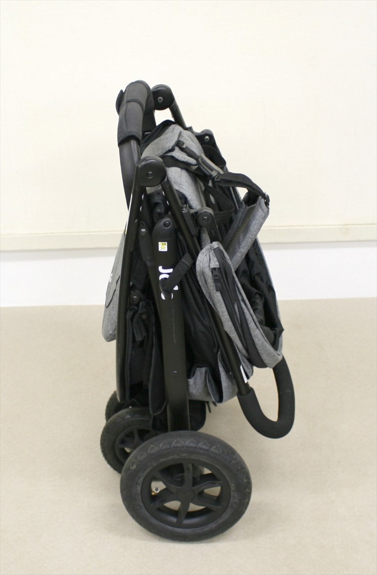 トラベルシステム 3WheelベビーカーLitetrax Air[クロム]+ベビーシートJuva+i-Anchorベース