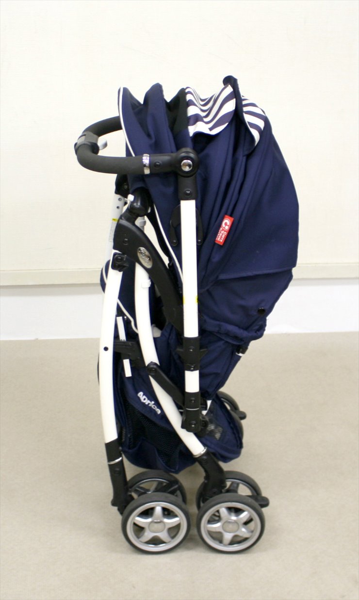 ラクーナ ビッテ ネイビーNV