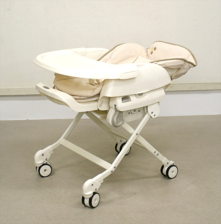 ルシエス オートスウィング ベージュ コンビ 電動ハイローチェア