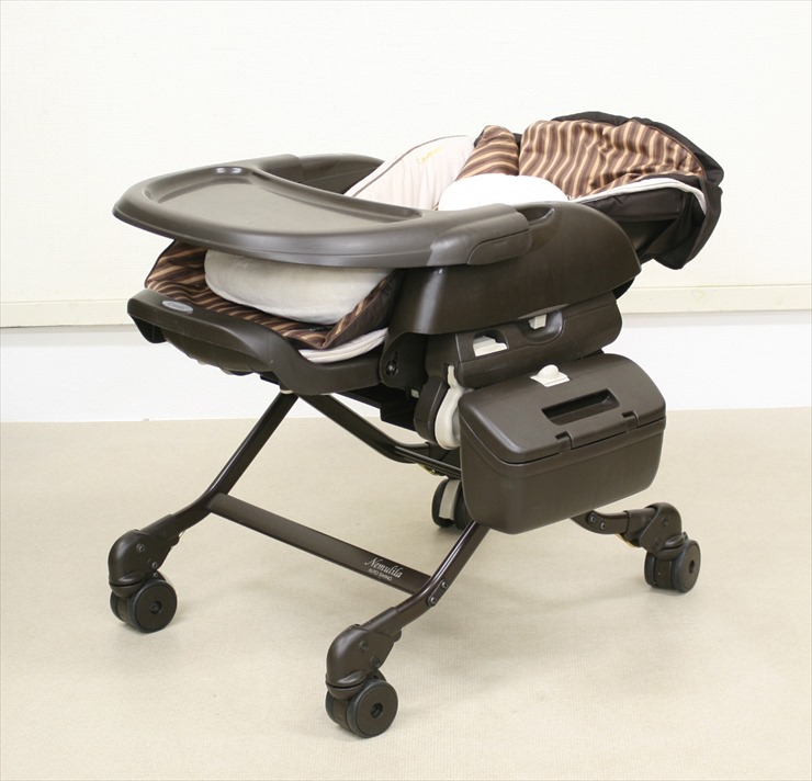 コンビミニ ネムリラ AUTO SWING ダッコプラス ストライプ