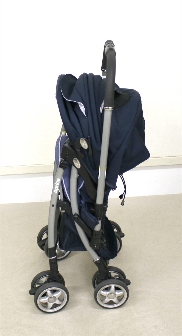 ラクーナ シンボリックネイビー