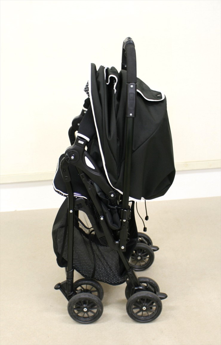 iベビーハイシートカーゴ2 ブラックドット