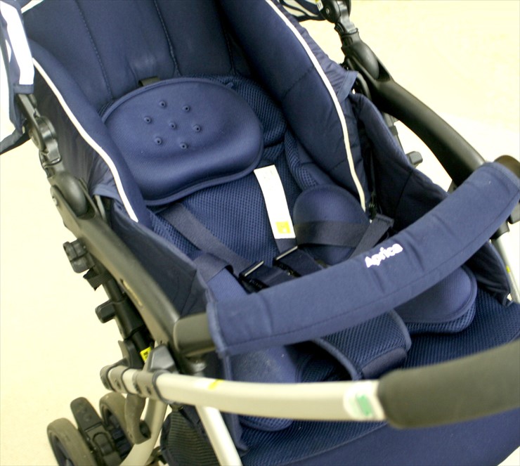 ラクーナライト