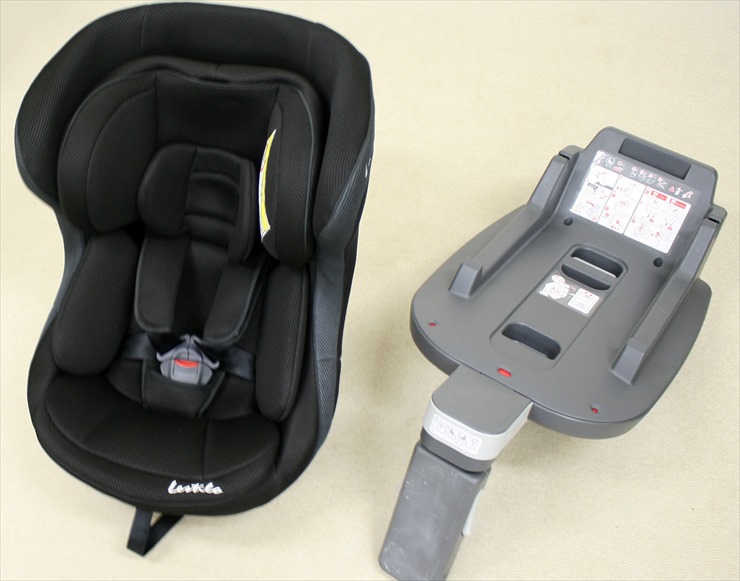 レスティロ ISOFIX ブラック リーマン