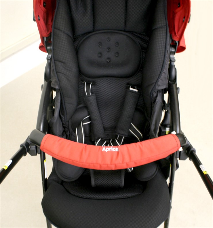 ラクーナ シンボリックレッド