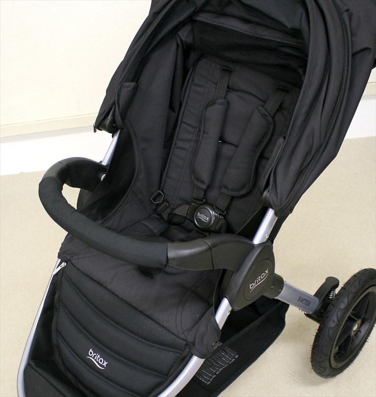 ほぼ未使用品 ブリタックス レーマー B-MOTION 3 Britax Römer