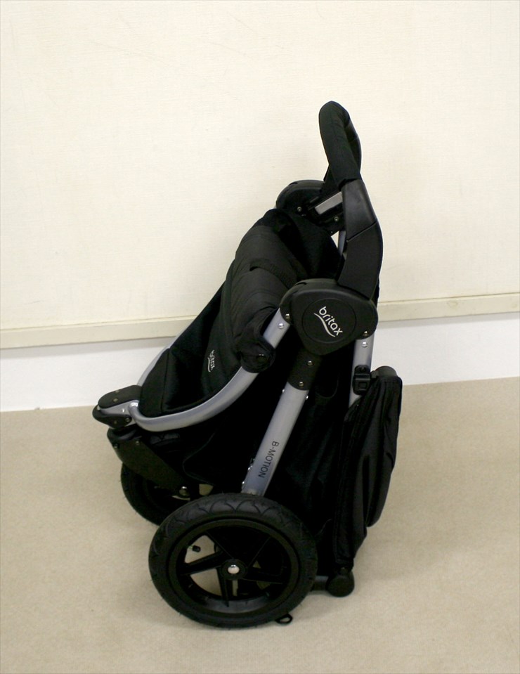 ほぼ未使用品 ブリタックス レーマー B-MOTION 3 Britax Römer