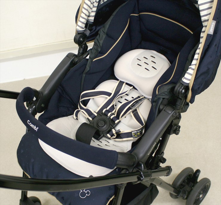 メチャカル ハンディα エッグショック MF ミッキーマウス ネイビーストライプ