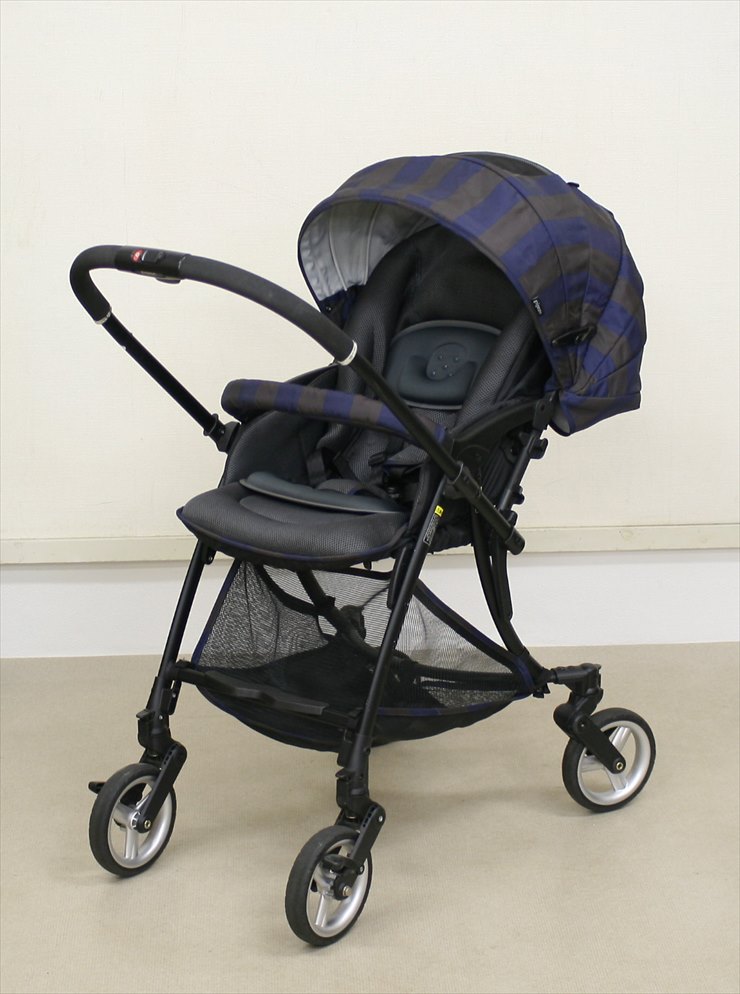 ランフィ アジュールストライプ Runfee ピジョン 軽量オート4輪