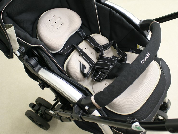 ディアクラッセ オート4キャス エッグショック FE-500 ヴェールブラック