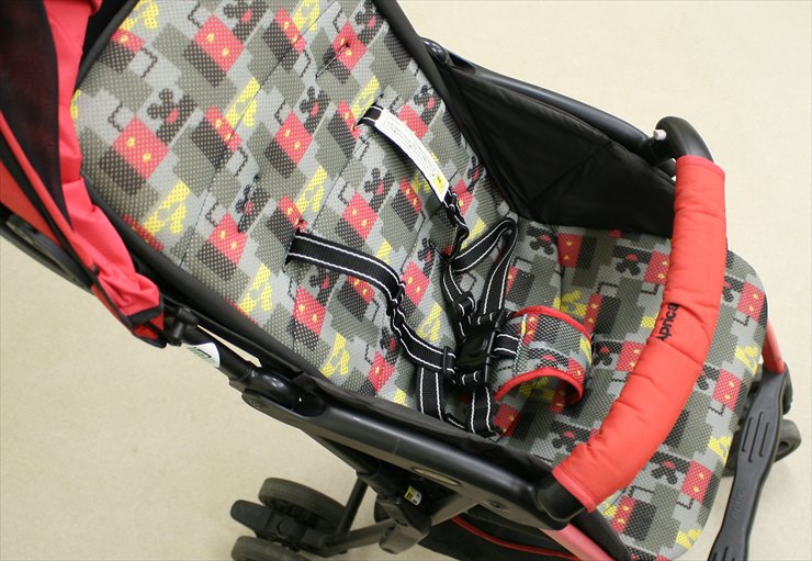 マジカルエアープラス ミッキーマウスRD アップリカ