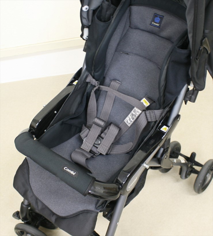 マルチ5ウェイ用ベビーカー アルティメットブラック EX COMBI コンビ