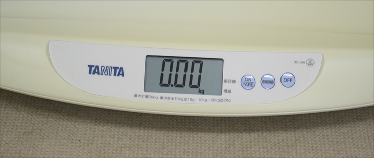 TANITA  タニタ デジタルベビースケール BD-586  10g単位