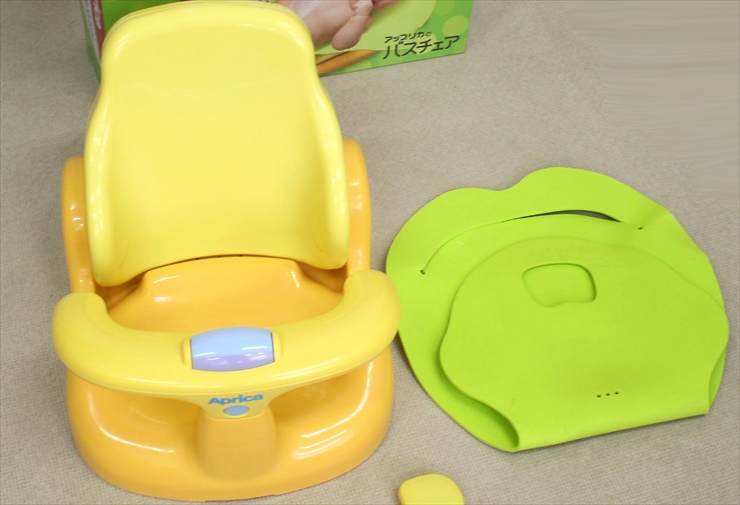 赤ちゃんの気持ち アップリカのバスチェア