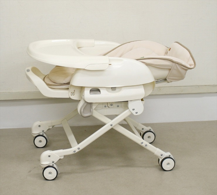 ルシエス オートスウィング ベージュ