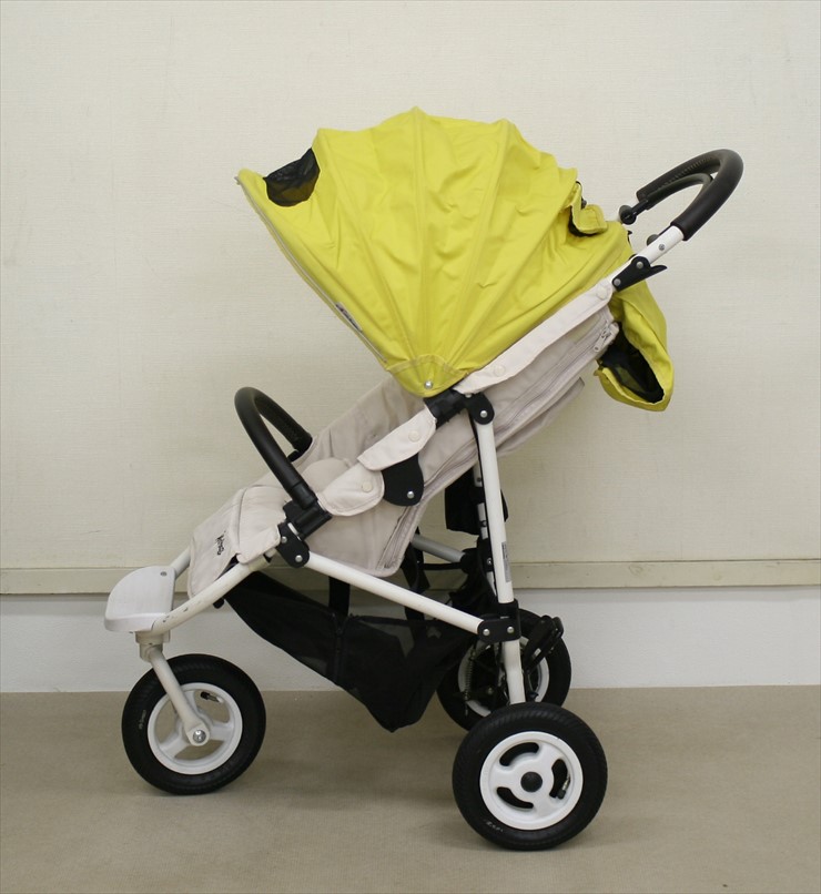 エアバギーココ ブレーキ ホワイトフレーム AirBuggy COCO 