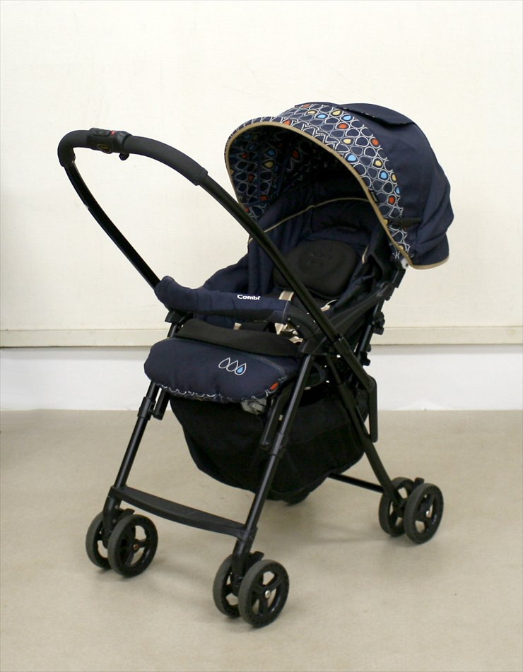 メチャカルハンディα エッグショック MD ティアドロップネイビー