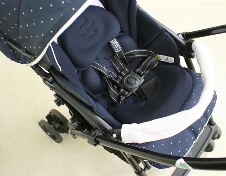 メチャカルハンディα エッグショック MD ネイビードット