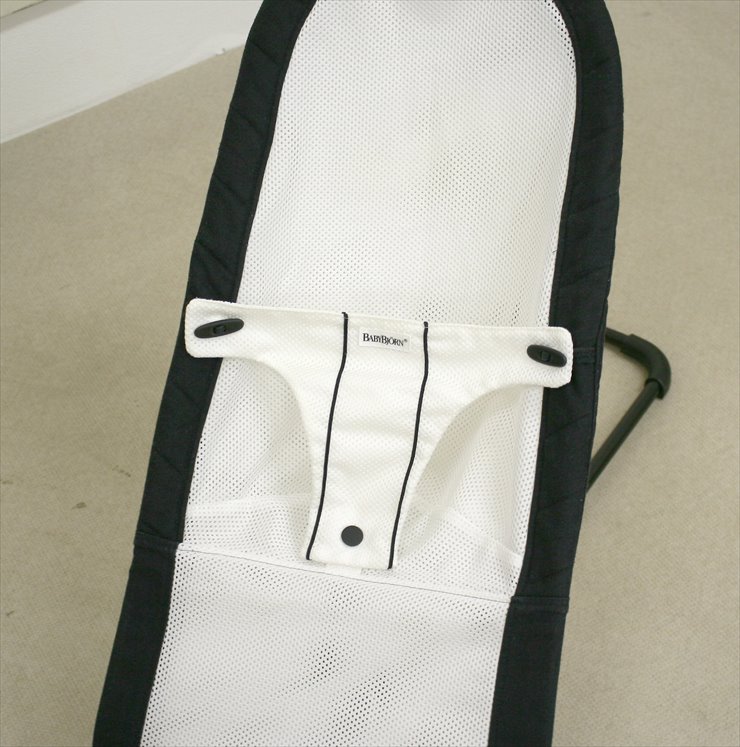 ベビーシッターバランス メッシュ ホワイト ベビービョルン バウンサー