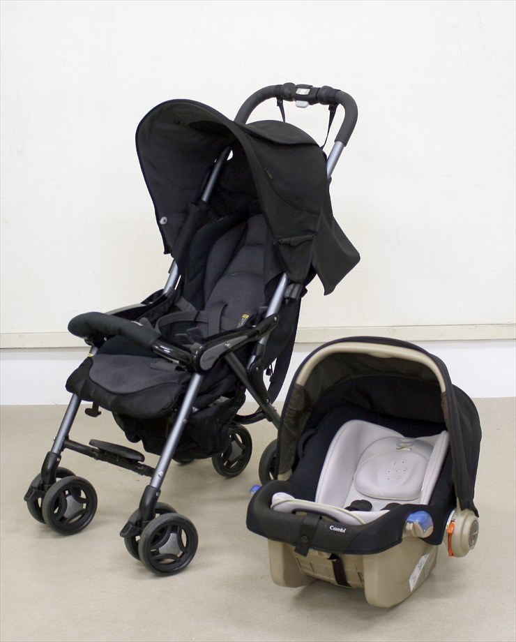 マルチ5ウェイ アルティメットブラック コンビトラベルシステム