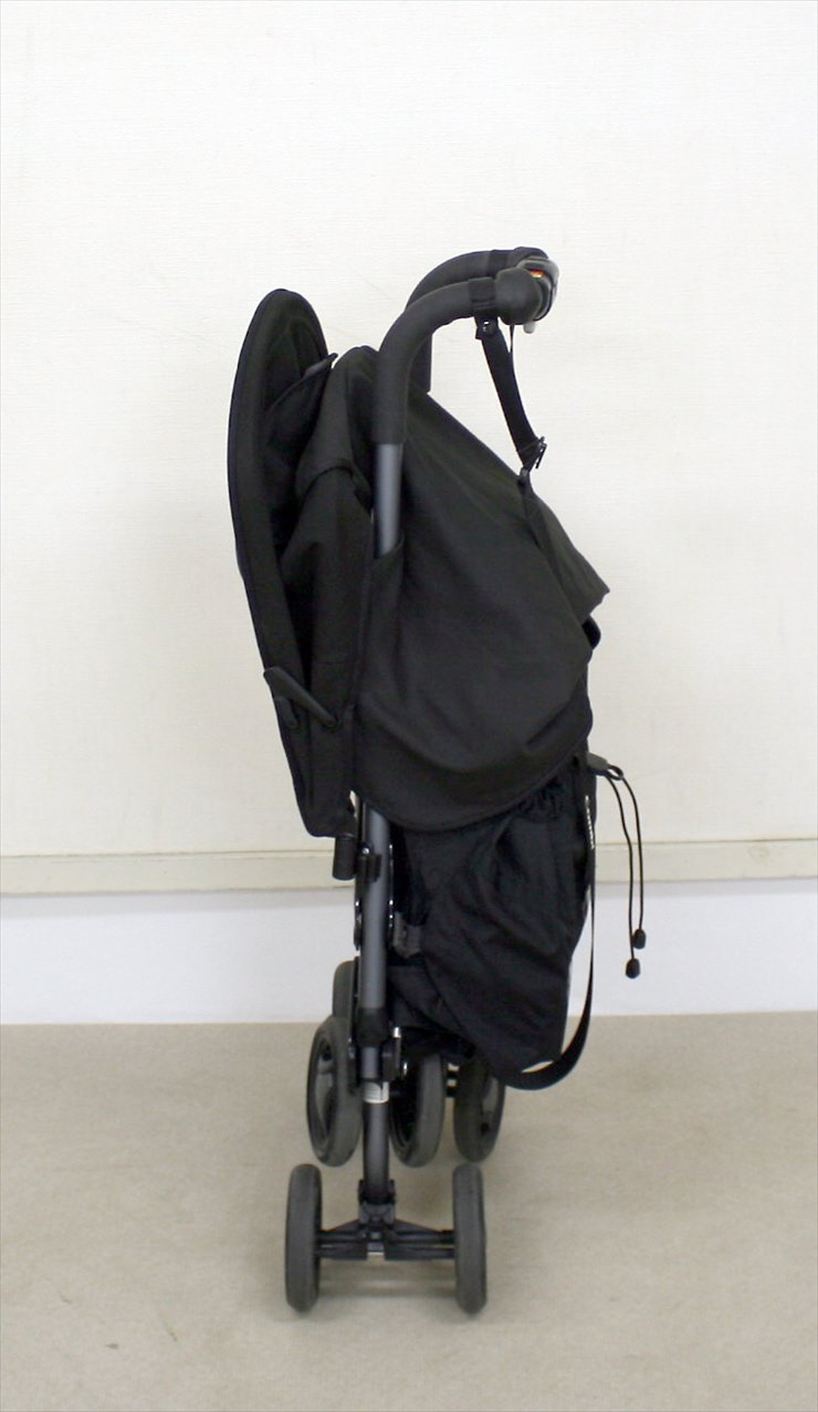 マルチ5ウェイ アルティメットブラック コンビトラベルシステム