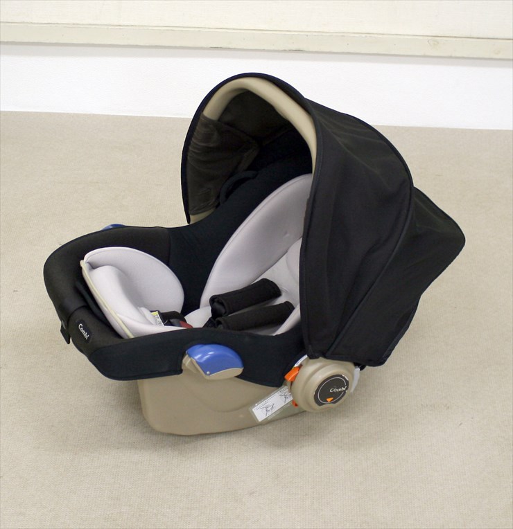 マルチ5ウェイ アルティメットブラック コンビトラベルシステム