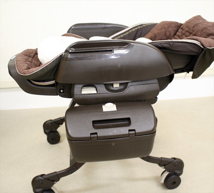 ネムリラ オートスウィング おやすみダッコプラス エッグショック エスプレッソ