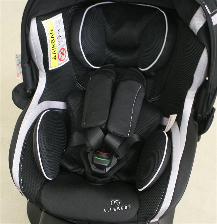 エールべべ クルット 3i グランス ラスターブラック BF850 ISOFIX