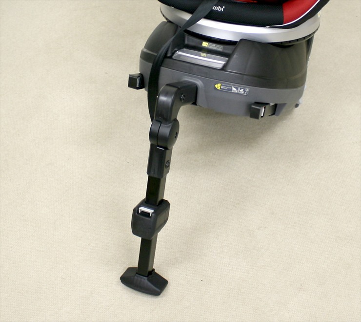 ネルーム ISOFIX エッグショック ND レーザーレッド コンビ