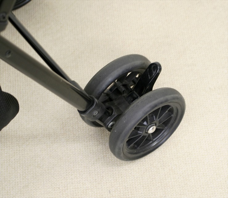 メチャカルハンディα エッグショック MF オリーブGR