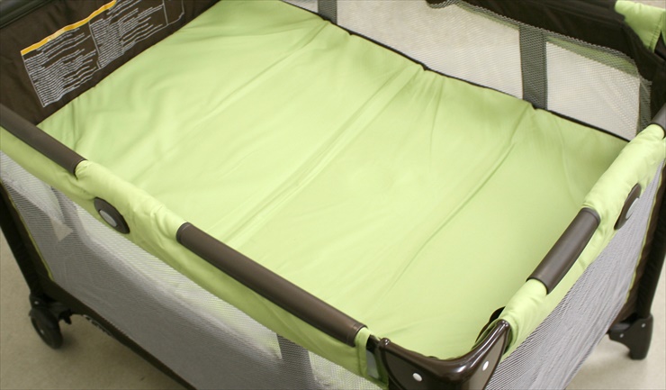 パックン プレイオンザゴー プレイヤード GRACO On The Go Playard