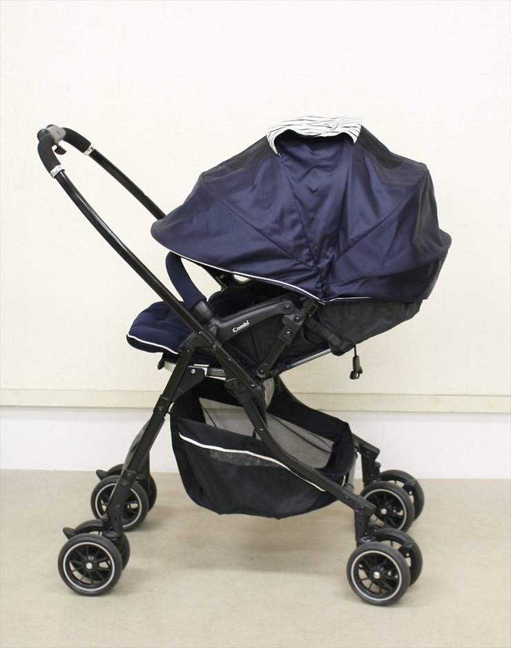 メチャカルハンディオート4キャス エッグショック plus HF ルチアネイビー