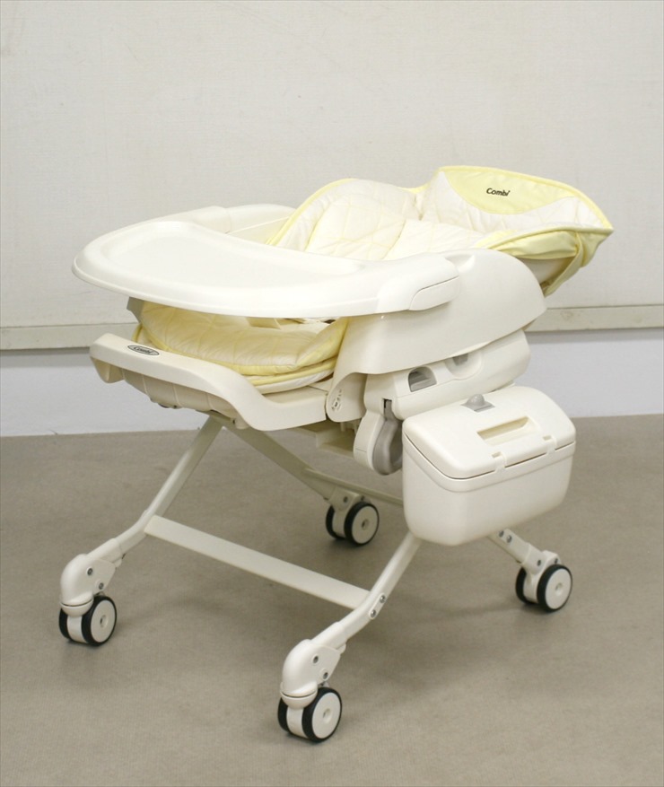 ネムリラ オートスウィング イエロー 電動ハイローチェア