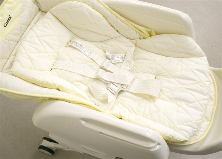 ネムリラ オートスウィング イエロー 電動ハイローチェア