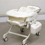 ネムリラ AUTO SWING ミッキーマウス アイボリーIV コンビ 電動