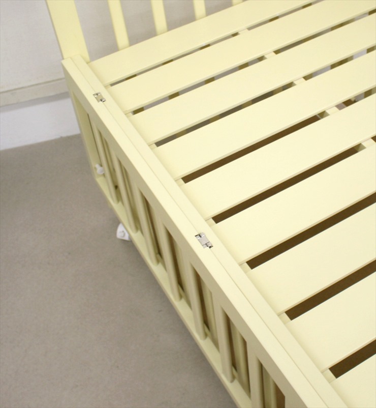 とことんこだわったベビーベッド すのこ床板 Combimini