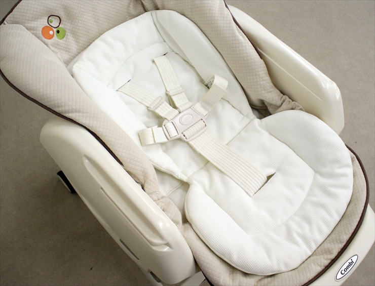 ベビーステーション ColorPlus フェスタベージュ コンビ 手動