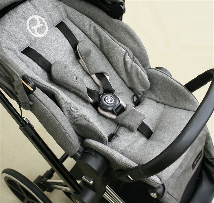 cybex Priam マンハッタングレー×オールテレインホイール×クロームフレーム