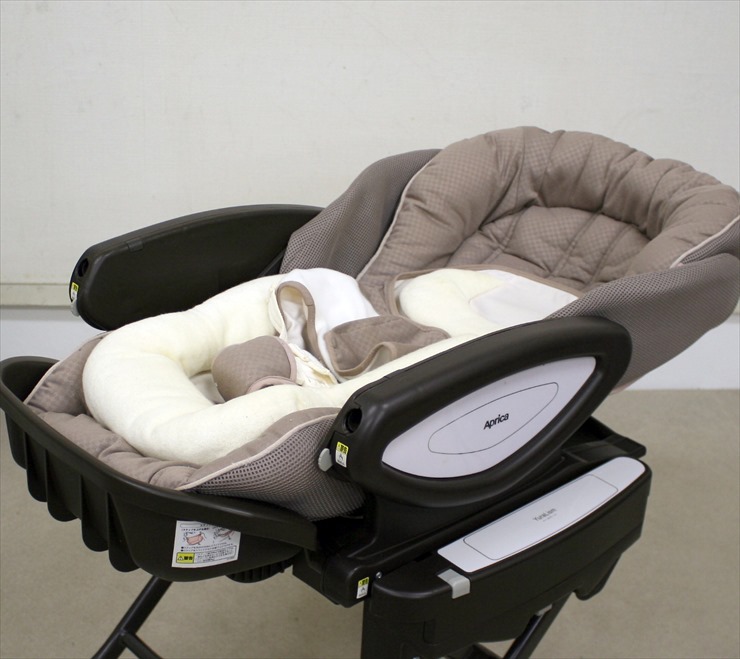 ユラリズムオートDX カンタービレBE 電動スウィング