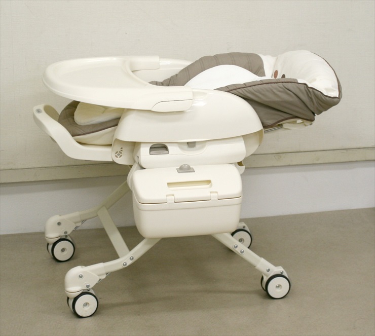 <p><span style="color: #993300;"><a href="https://kidsfan.sakura.ne.jp/archives/item/4-"><img  </a><br />  <strong>送料無料 00円</strong></span></p>