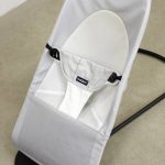 ベビーシッターバランス ソフトメッシュ グレー/ホワイト ベビービョルン