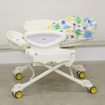 ココ・チーノ オート 電動スウィング アップリカ×ヘリアンタス×ベビーザらス コラボレーションモデル