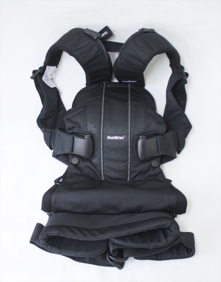 送料無料 ベビーキャリア ONE+Air ブラック ベビービョルン 2015年製 抱っこ紐 おんぶ 新生児OK 日本正規品 快適フルメッシュ