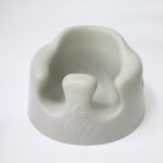 バンボ Bumbo グレー