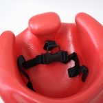 バンボ Bumbo レッド 安全ベルト・プレートレイ付き