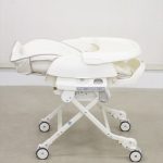 ネムリラ AUTO SWING ミッキーマウス アイボリーIV