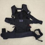 ベビーキャリア ONE+Air ブラック×レッド