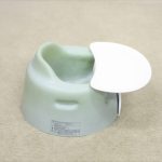 バンボ Bumbo ヘムロックグリーン プレートレイセット